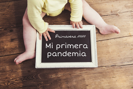 "Mi primera pandemia", las fotos de bebés que buscan crear un recuerdo positivo de la cuarentena