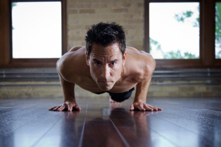 Bikram yoga, ¿es seguro ejercitarse a altas temperaturas?