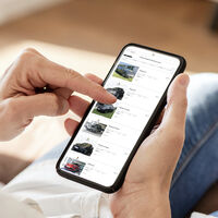 Porsche lanza en España un 'concesionario' virtual de coches usados: desde un 911 Carrera de 1994 hasta un Taycan con un mes