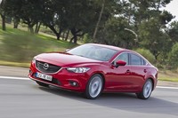 Mazda ALH: ni largas ni cortas, sino todo lo contrario