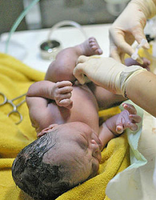 El personal sanitario que interviene en el embarazo en Reino Unido puede no estar cualificado