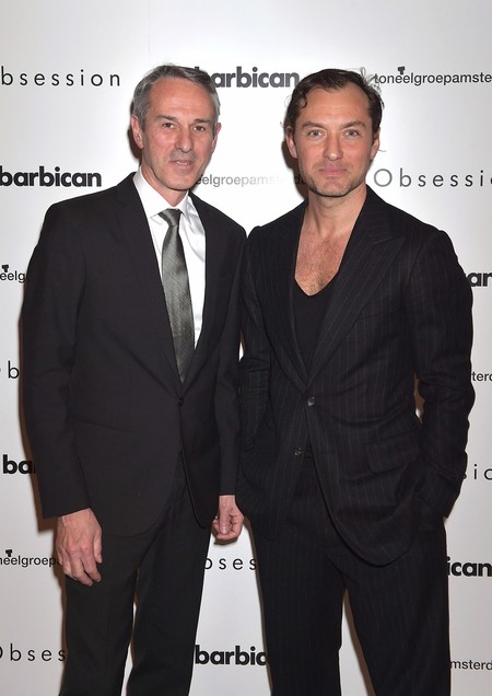 Se nos ha caído un mito: Jude Law con camiseta escotada