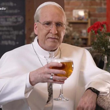 La parodia viral de Joaquín Reyes en 'El Intermedio': Se mete en la piel del papa León XIV para lanzar dardos a los políticos