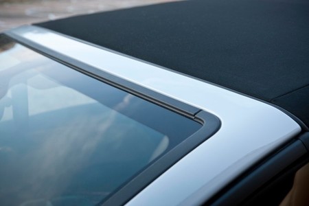 Opel Cabrio capotado