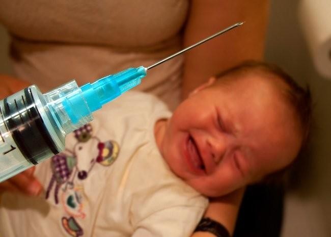 Así están reaccionando los antivacunas ante el caso de difteria del niño de Olot: pidiendo que no vacunes