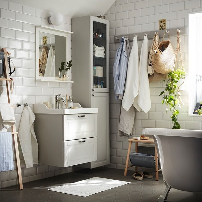 Así organizamos nuestro maquillaje en el baño: cinco ideas en las que