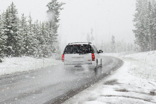 Nueve accesorios para el coche que agradecerás llevar en el maletero este invierno