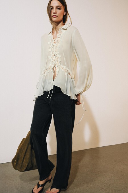 blusa encajes
