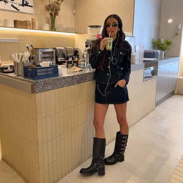 Las botas color café que van a ser súper tendencia este otoño 2025: en clave casual y muy chic 