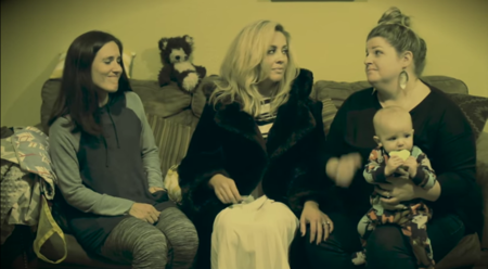 'Hello from the motherside' parodia del vídeo de Adele sobre la realidad de las madres
