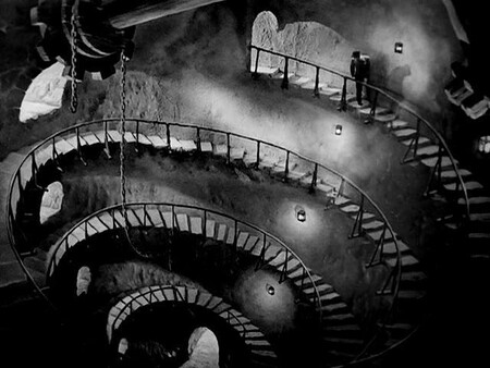 'La torre de los siete jorobados' (Edgar Neville, 1944)