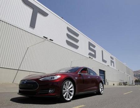 Tesla y Panasonic firman el acuerdo definitivo para la mega fábrica de baterías