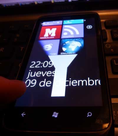 Ingenio, transparencias y Windows Phone 7