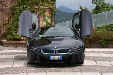 BMW i8