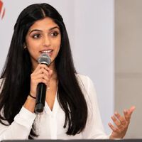 Su escuela bloqueó ChatGPT. Ahora esta estudiante de secundaria de 17 años dirige una startup de inteligencia artificial con 1.000 usuarios 