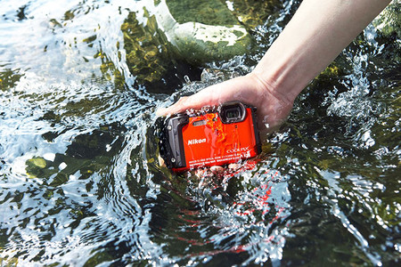 Nikon lanza la Coolpix W300, la renovación de una compacta resistente y sumergible con grabación en 4k