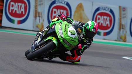 Ana Carrasco sigue haciendo historia en Imola: primera pole mundialista de una mujer en SSP 300