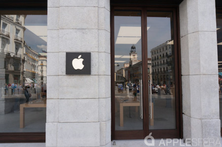 La Apple Store Puerta del Sol abre sus puertas
