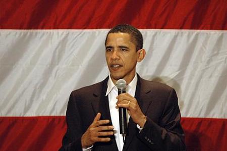 Obama rechaza el apoyo de Brad Pitt