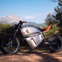 La innovadora Nawa Racer es una moto eléctrica con supercondensadores y turbo eléctrico,  está a un paso de convertirse en realidad