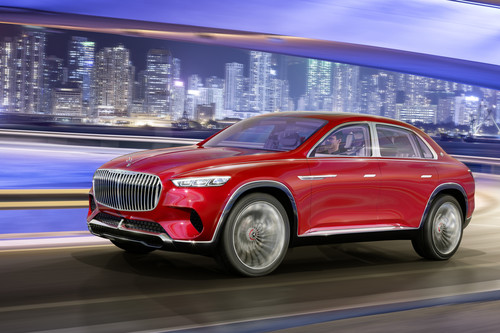 Este SUV con formas de berlina de tres volúmenes es el último prototipo de Mercedes-Maybach