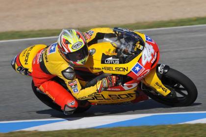 Pol Espargaró consigue la pole en su casa