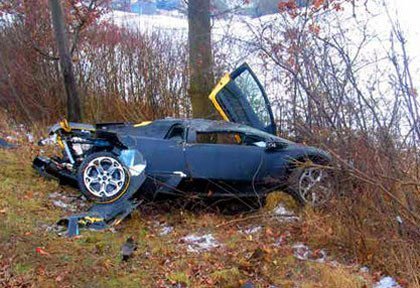 Dos Lamborghini Murciélago LP640 menos