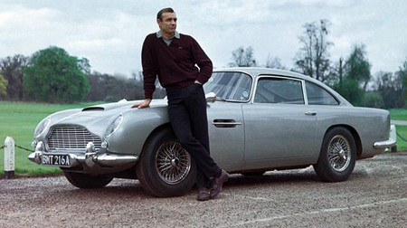 A la venta 59 vehículos de películas de James Bond