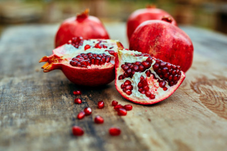 Seis alimentos con potentes nutricosméticos que puedes aprovechar esta temporada