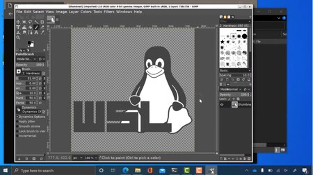Así es la ejecución de aplicaciones complejas de Linux en Windows 10: la integración parece magia en vídeo
