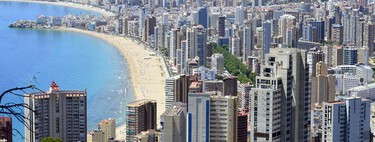El turismo da un respiro a España