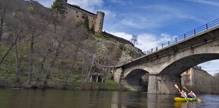 Pueblo Medieval Bonito Escapada Eclipse Solar Turismo Gastro Comida Cultura Arquitectura A Pie