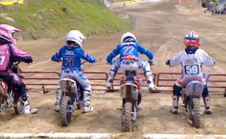 El niño Redbull del Campeonato Italiano de Mini-Cross
