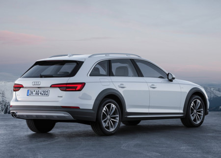 Audi A4 Allroad Quattro 2017 1280x960 Wallpaper 12