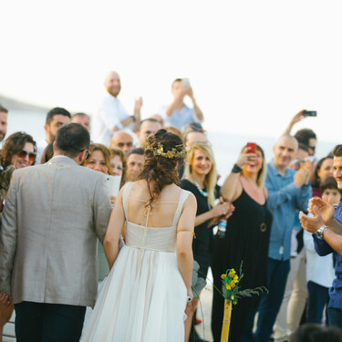 Las bodas se nos están yendo tanto de las manos que ya se están haciendo apps en Francia para que tú te apuntes a la de desconocidos