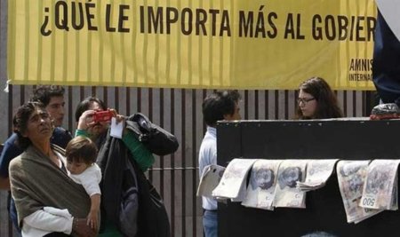 Amnistía Internacional denuncia que México haya firmado el ACTA y no acuerdos contra la pobreza