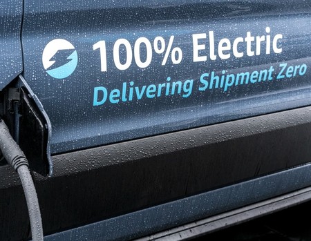 Amazon España suma 100 furgonetas eléctricas a su inmensa red de distribución y se adelanta a las de Rivian