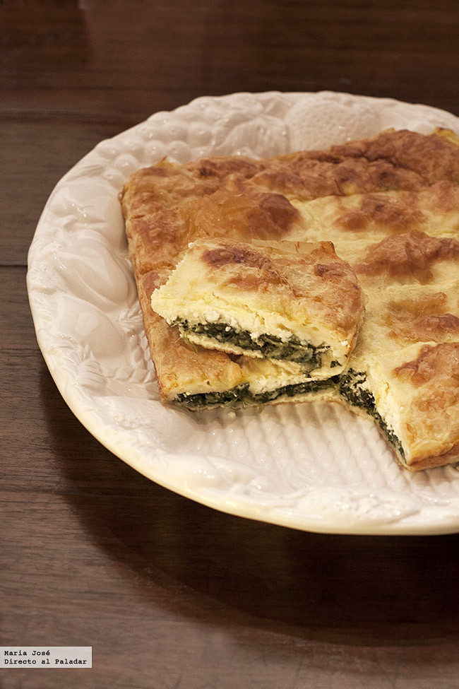 Costrada de espinacas y queso feta, receta con Thermomix fácil y deliciosa