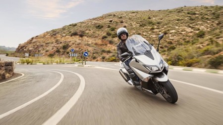 ¿Pensando en comprar un scooter Yamaha? Ahora te puedes hacer uno virtual primero