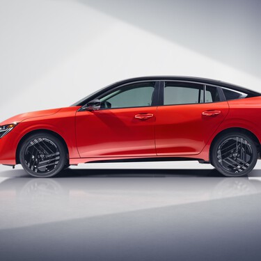 Un auto nuevo en México ya cuesta en promedio más de medio millón de pesos y pagarlo toma años 