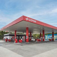 Cepsa y Repsol mantendrán los 30 céntimos por litro de descuento en el precio de la gasolina hasta finales de verano