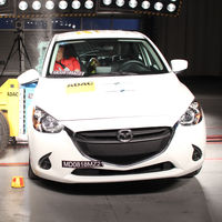 Latin NCAP deja con dos estrellas al Mazda 2 y con una al Nissan March