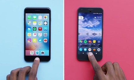 Siri se las ve con Google Assistant en una prueba de vídeo