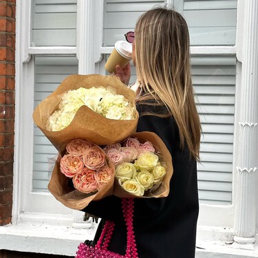 Las nuevas Adidas que aman las pijas son unas Gazelle mejoradas: elegantes, de piel y en color brownie suculento