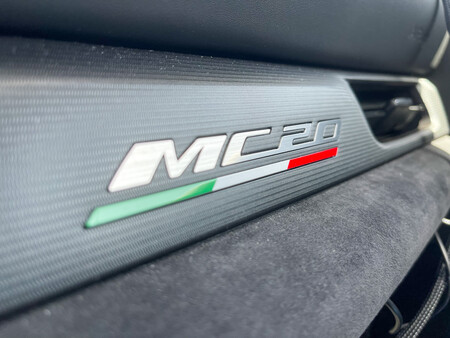 Maserati MC20 Prueba 8