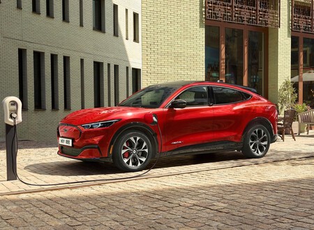 Ford Mustang Mach E 2021