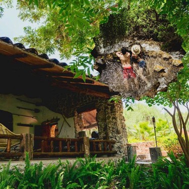 Escapada rápida a Hidalgo: el rincón otomí con albercas termales, manantial cristalino y cabañas 