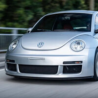 Hace 25 años, Volkswagen creó un Beetle capaz de humillar a muchos deportivos contemporáneos: tenía motor V6 y chasís deportivo 