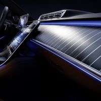 El nuevo Mercedes-Benz Clase S da mas detalles de su futurista interior: más digital que analógico y con iluminación ambiental interactiva
