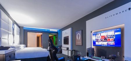 Alienware Room: todo un paraíso gamer hecho realidad dentro de una brutal habitación de hotel